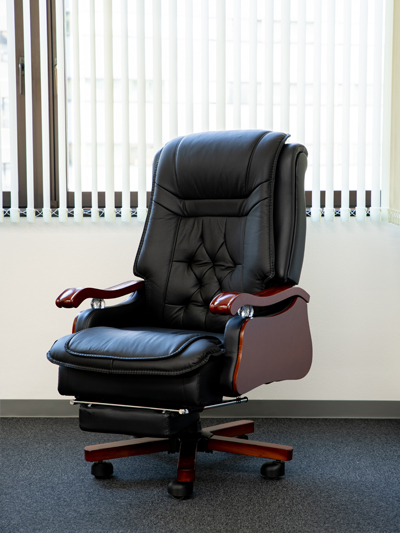 重役チェア