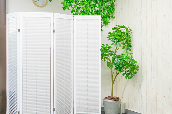 ホワイトパーティション